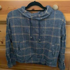 Turtleneck cropped sweater